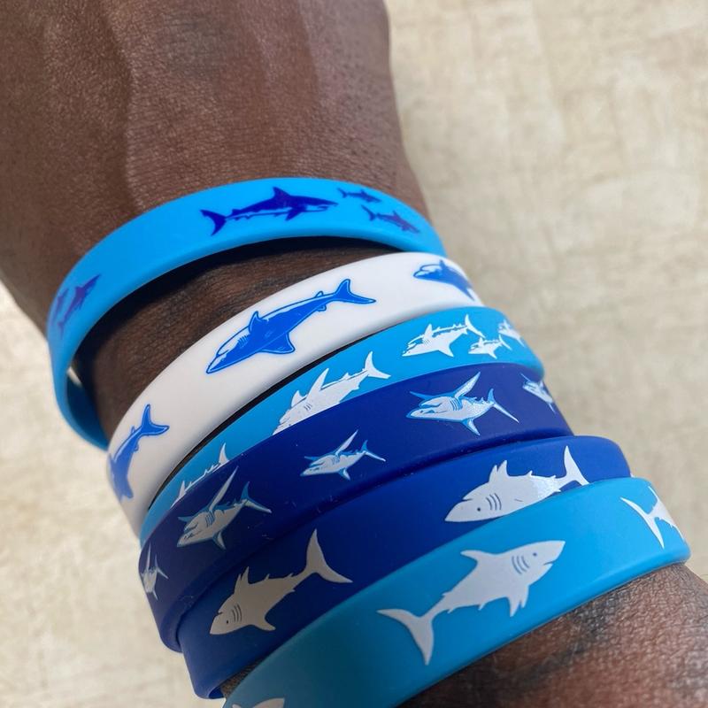 Shark wrist band’s