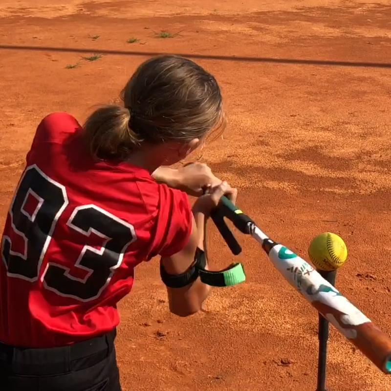 SWINGRAIL BASEBALL & SOFTBALL SWING TRAINING AID - EQUIPMENT FOR BATTING AND HITTING - THE SIMPLE WAY TO IMPROVE YOUR SWING MECHANICS & BECOME A BETTER HITTER! INNOVATIVE TRAINING AID ALLOWS PLAYERS TO “FEEL” HOW TO SWING CORRECTLY