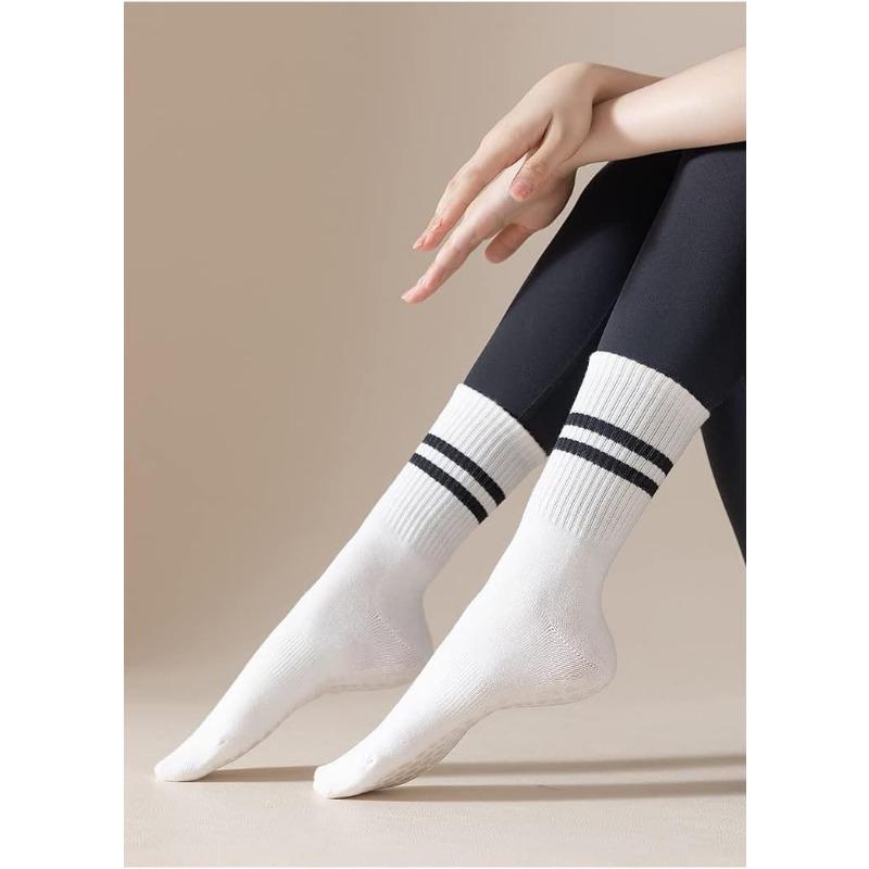 Pilates Socks with Grips for Women, Grippy Yoga Socks Cotton Mid-tube Non Slip Sticky Socks for Dance, Ballet